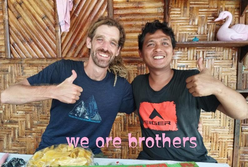 Sama Sama Homestay & Trekking Only Stay Here Book Trekking And Transport With Us 부킷 라왕 외부 사진
