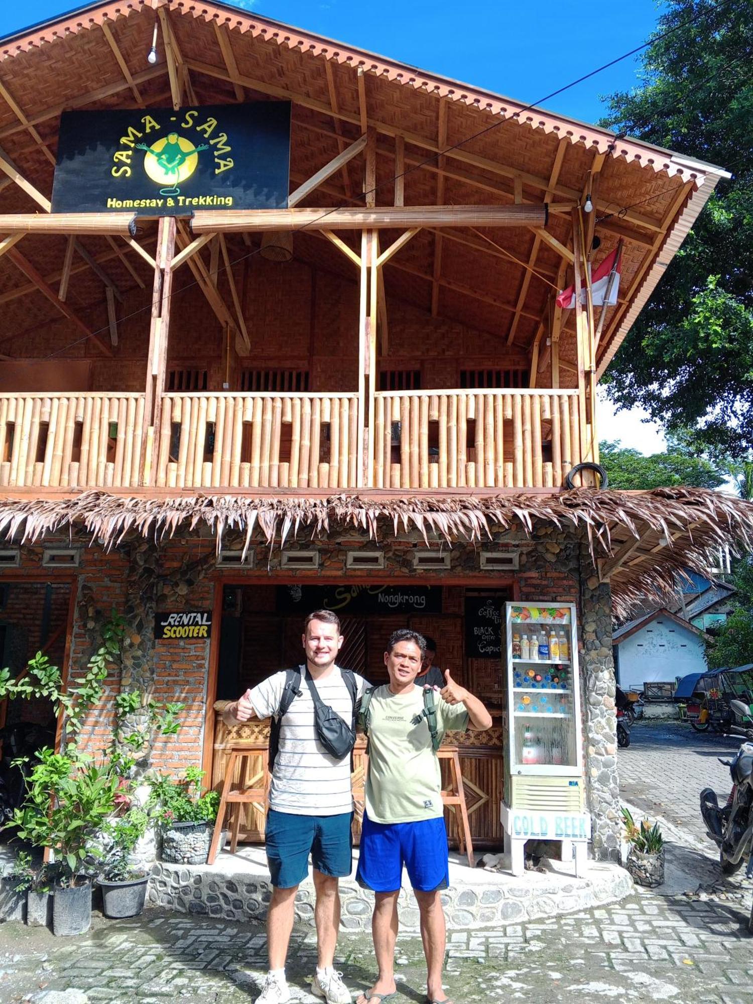 Sama Sama Homestay & Trekking Only Stay Here Book Trekking And Transport With Us 부킷 라왕 외부 사진