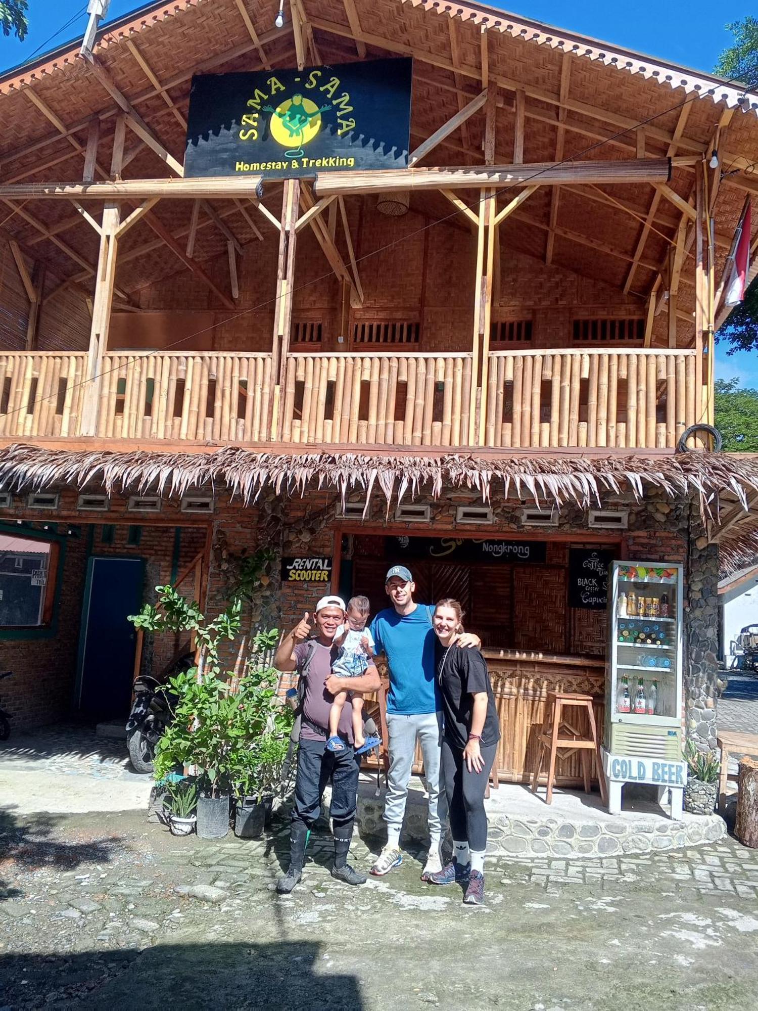 Sama Sama Homestay & Trekking Only Stay Here Book Trekking And Transport With Us 부킷 라왕 외부 사진