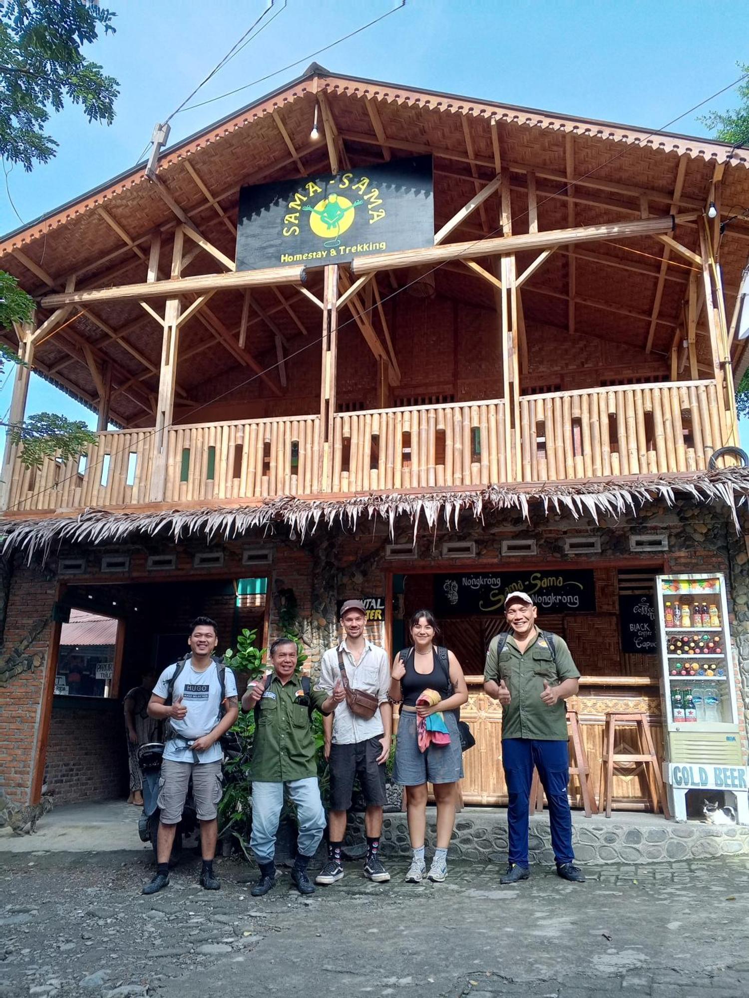 Sama Sama Homestay & Trekking Only Stay Here Book Trekking And Transport With Us 부킷 라왕 외부 사진